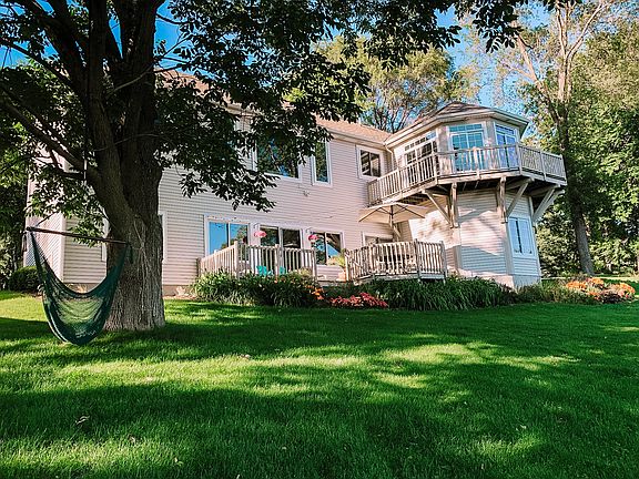 5th image of 118 River Hills Dr