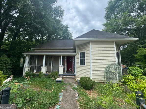1734 E Broad St #A, Athens, GA 30601