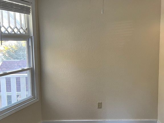 4th image of 3009 W Clybourn St #3009
