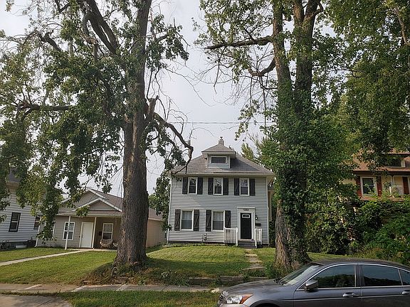 4th image of 1238 Nuttman Ave