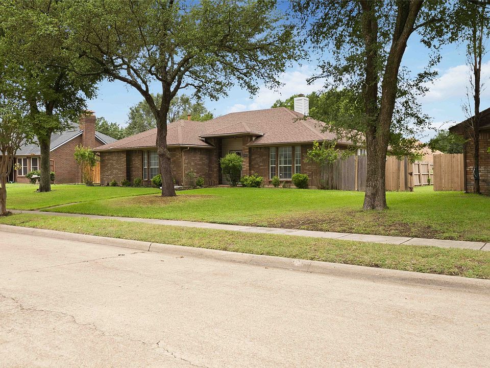 1st image of 1403 Baker Dr
