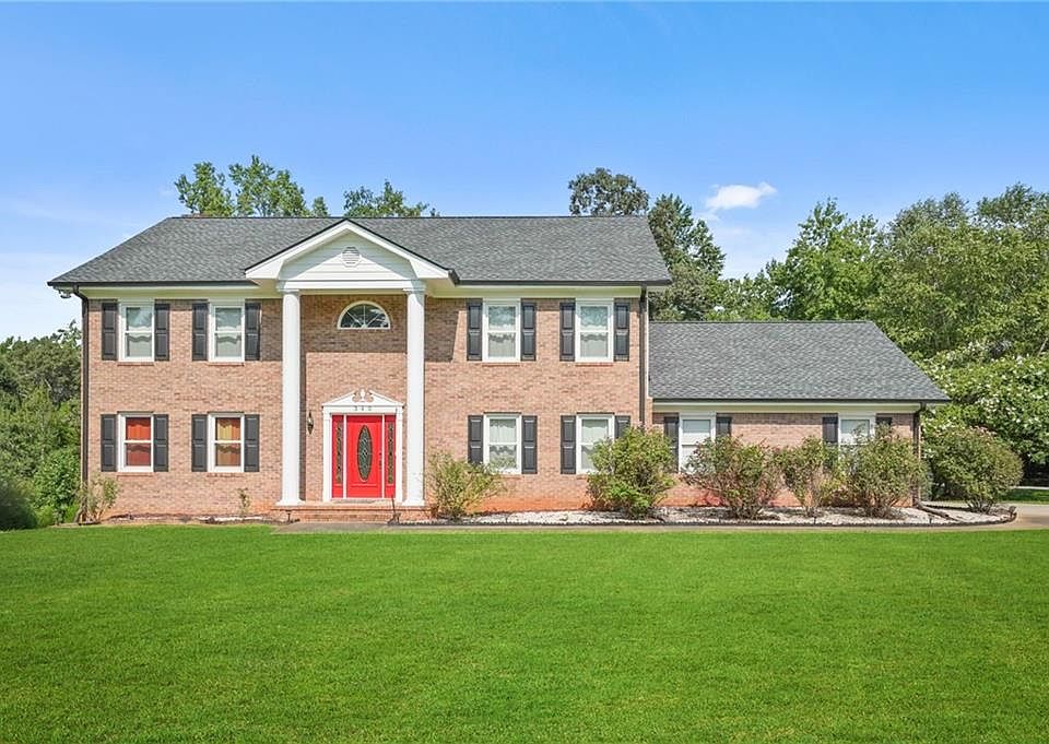 1st image of 340 Wedgefield Dr