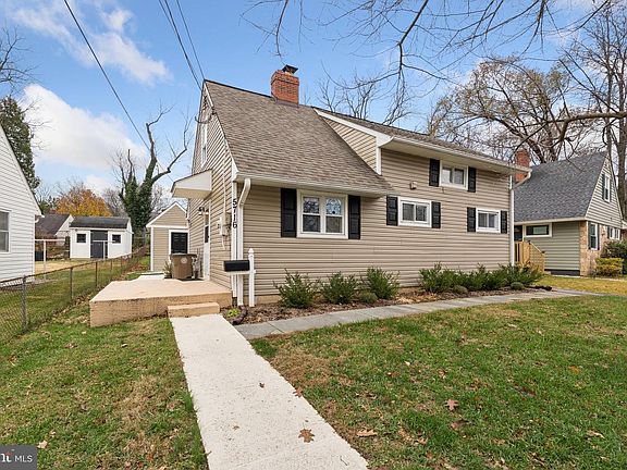 2nd image of 5716 Crawford Dr