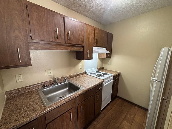 5th image of 2289 Chaney Rd