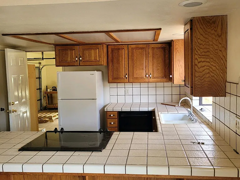 10205 Morro Rd — Photo 5