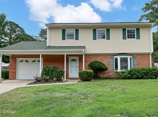 2800 Country Club Rd, Jacksonville, NC 28546