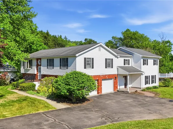 610 McLean Rd, Cortland, NY 13045