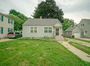 1824 E Gate Pkwy, Rockford, IL 61108