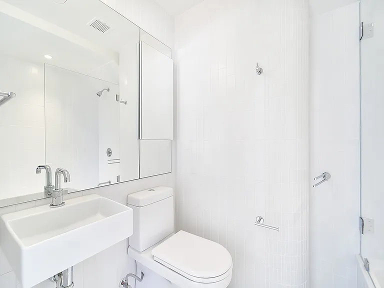 237 Madison Ave #PH — Photo 14