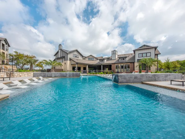 Fifty02 Westover Hills Apartments