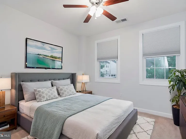 Guest bedroom 3