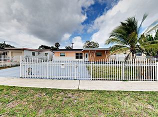 930 N 73rd Way, Hollywood, FL 33024