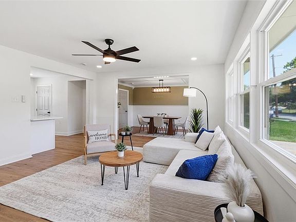 3rd image of 10137 Stephen Dr