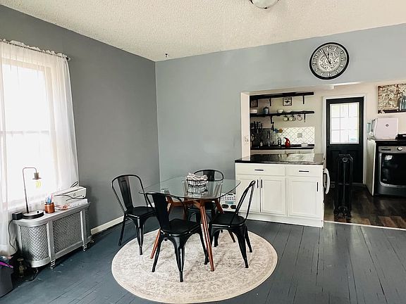 5th image of 405 Cedar St