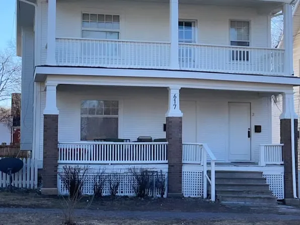 617 SW 5th St, Topeka, KS 66603