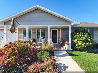 2270 Lensmire Ln, Waupaca, WI 54981