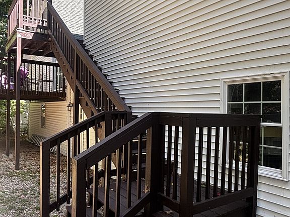 2nd image of 25 Lang St