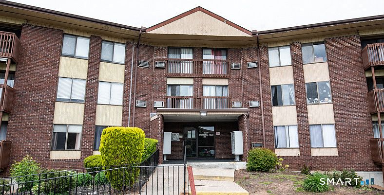 1st image of 2217 Cromwell Hills Drive #2217