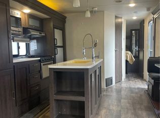 795 47th, Los Angeles, CA 90022