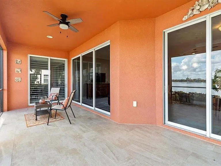 1143 Riverscape St #A — Photo 42