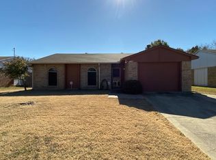 7108 Chapman Rd, North Richland Hills, TX 76182