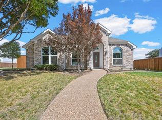 1117 Courtney Ln, Lewisville, TX 75077