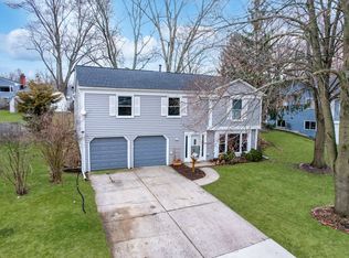 30 Aldon Rd, Montgomery, IL 60538