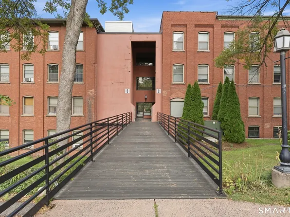222 Williams Street East #228, Glastonbury, CT 06033