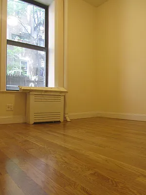 Rented by Beekman Street Realty | media 19