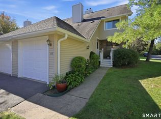 137 Foxboro Dr UNIT 137, Newington, CT 06111
