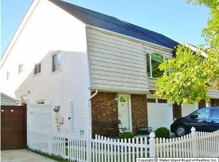 252 Woehrle Ave, Staten Island, NY 10312