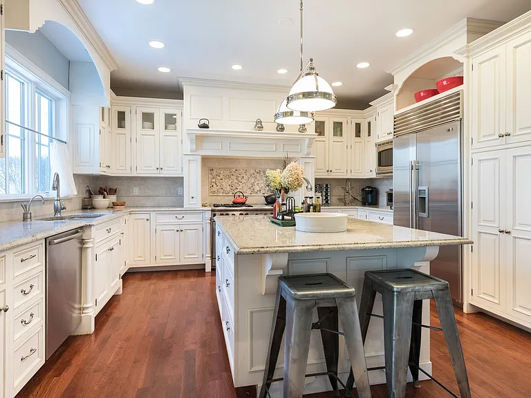 862 Old Sag Harbor Rd — Photo 10