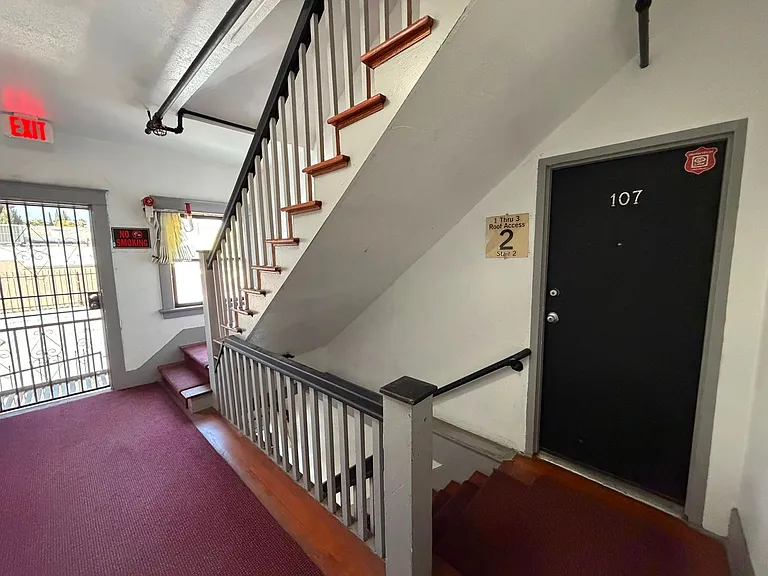 1827 W Sunset Blvd — Photo 10