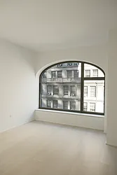 Rented by R New York