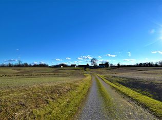21382 Dubois Blacktop Rd, Nashville, IL 62263