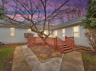 407 Clyborn St, Westville, IN 46391