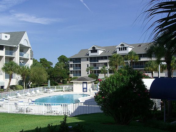 5th image of 5537 Sea Forest Dr APT 104
