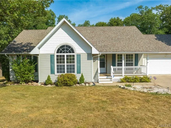 393 Fawn Meadows Dr, Linn Creek, MO 65052