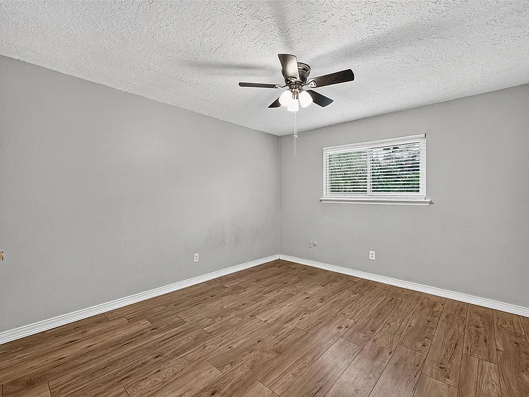 19610 San Gabriel Dr — Photo 19