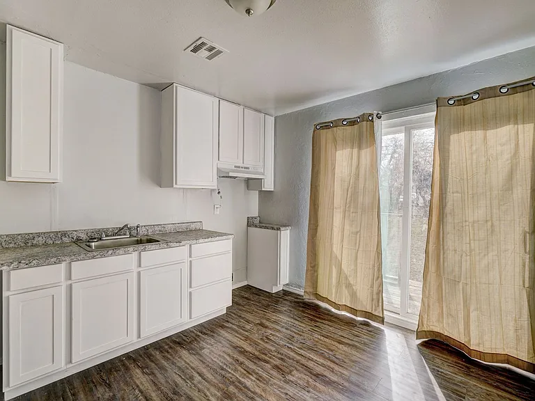 3900 Mallard Dr — Photo 19