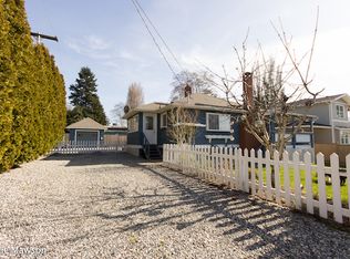 662 Largaud Dr, Pt Roberts, WA 98281