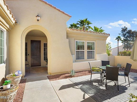 2nd image of 22223 N MONTECITO Avenue