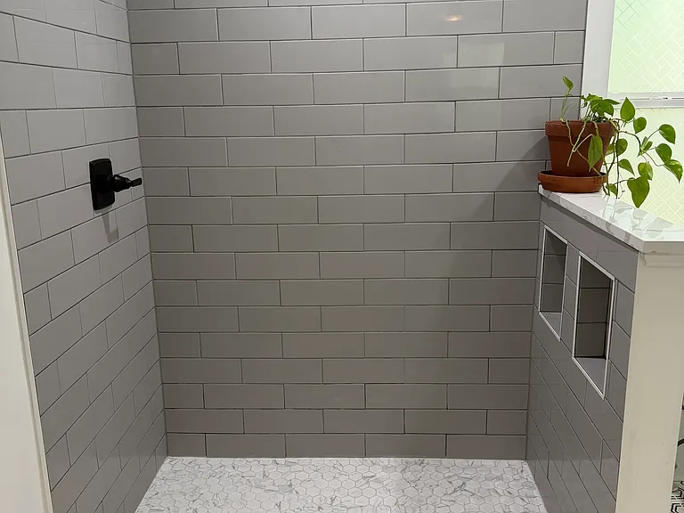 2510 Cascadilla St — Photo 26