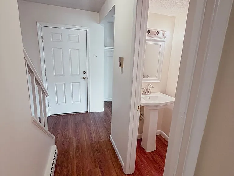 335 Ledgewood Cir #104 — Photo 5