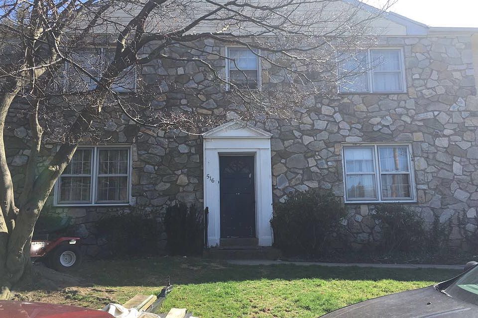 2nd image of 516 Ashbourne Rd