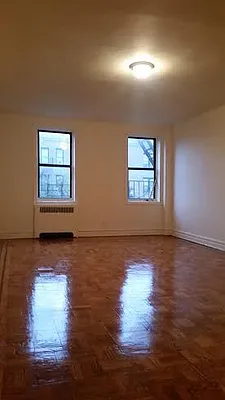 Rented by Lang Realty LLC | media 3
