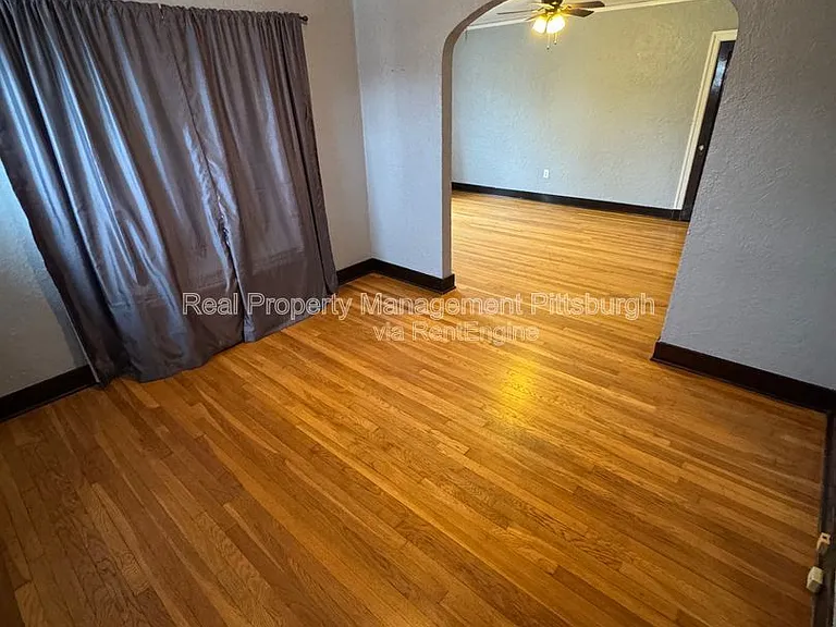 4 Amherst Ave #4 — Photo 4