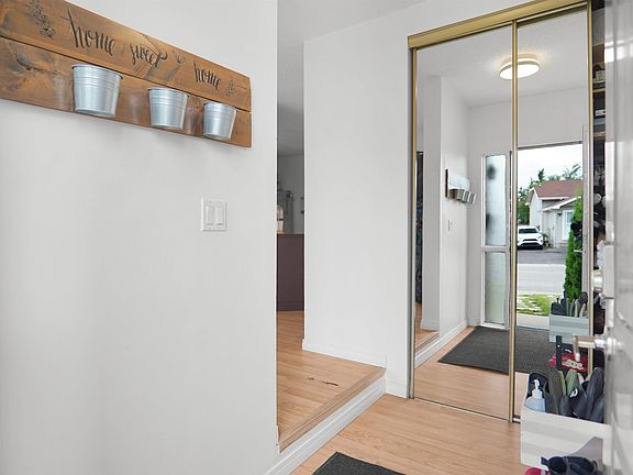 5th image of 18322 71a Ave NW