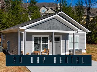 27 Westside Village Rd, Fairview, NC 28730
