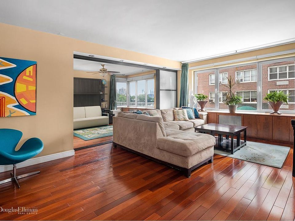 1st image of 45 E End Ave #2EF
